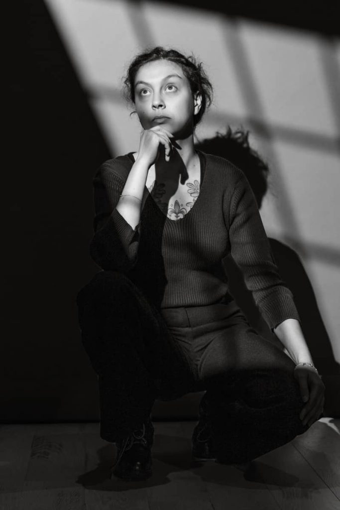 portrait studio femme Photo www.alicegeorgina-photographie