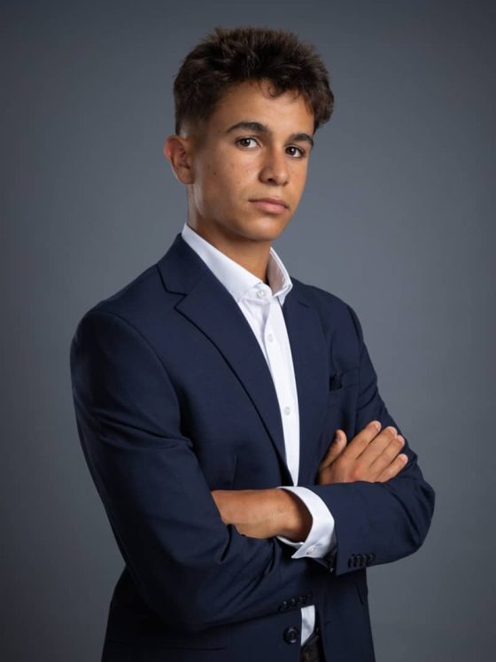 Portrait corporate studio homme - alicegeorgina photographie